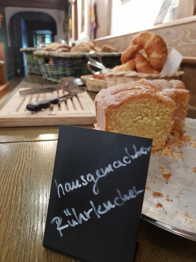 Berg-Gasthof Hoetzelein Kunreuth エクステリア 写真