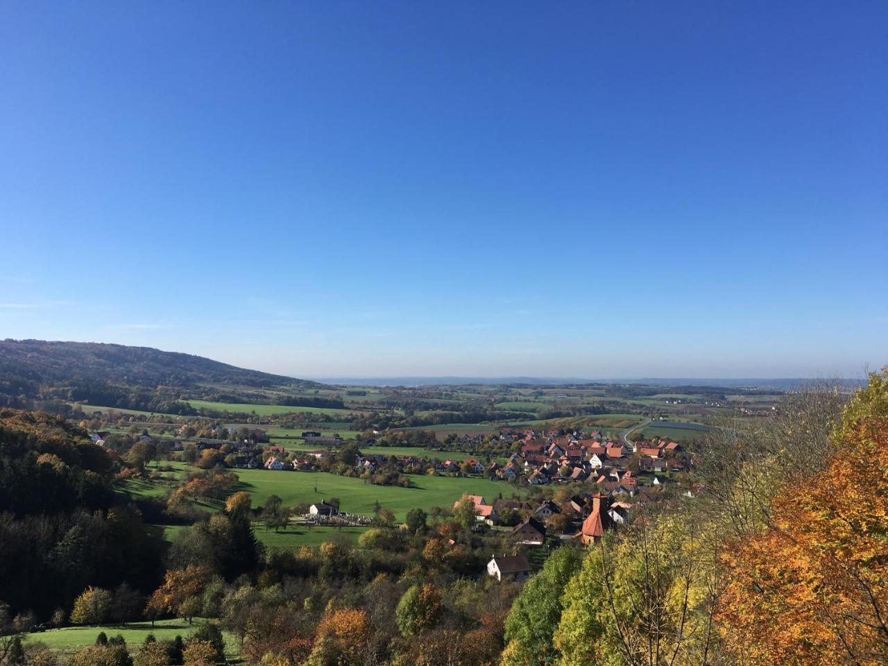 Berg-Gasthof Hoetzelein Kunreuth エクステリア 写真